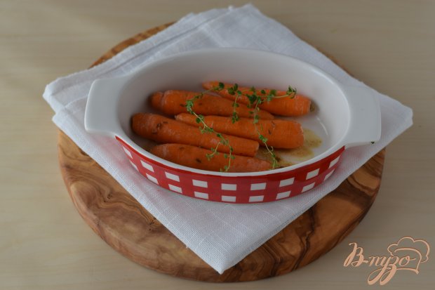 Острый салат с морковью, кешью, беконом и шпинатом Острый салат с морковью, кешью, беконом и шпинатом