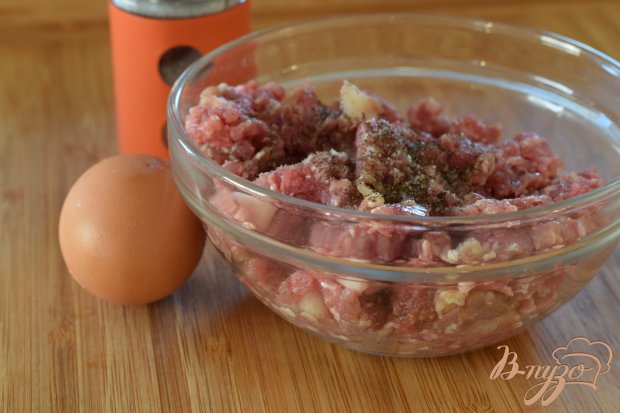 Шашлыки из мясных шариков в слоеном тесте Шашлыки из мясных шариков в слоеном тесте