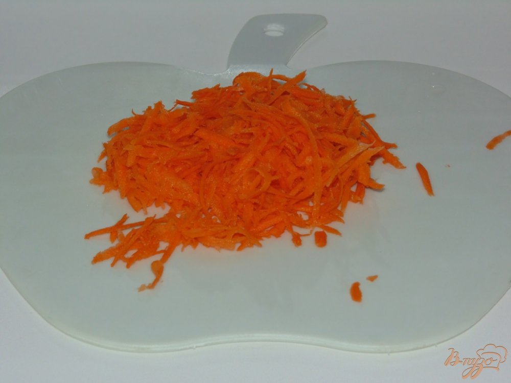 Капустный салат с дайконом и красным луком Капустный салат с дайконом и красным луком