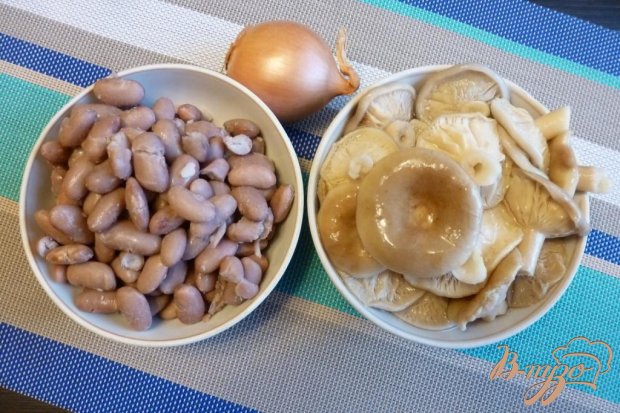 Рецепт Паштет из груздей и фасоли