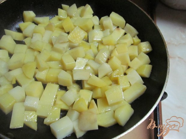 Рецепт Картофель с колбасками в горшочках