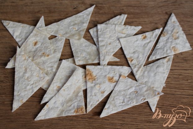 Рецепт Салат из помидор с овечьей брынзой и кусочками лаваша