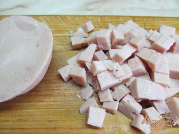 Рецепт Слоенный салат из кукурузы яйца и риса