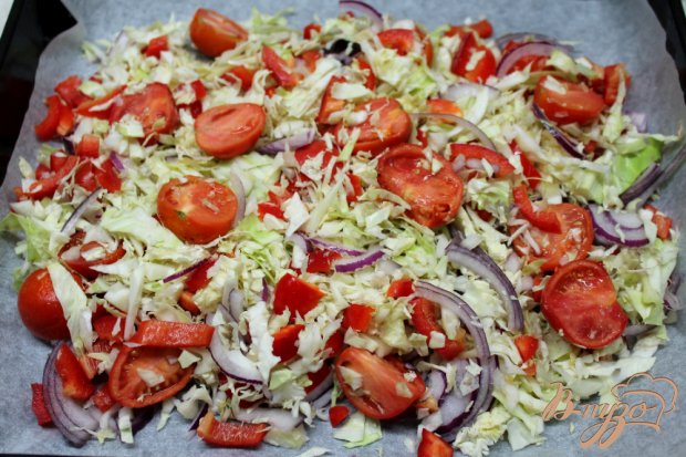Каре ягненка запеченое с капустой, помидорами и перцем Каре ягненка запеченое с капустой, помидорами и перцем
