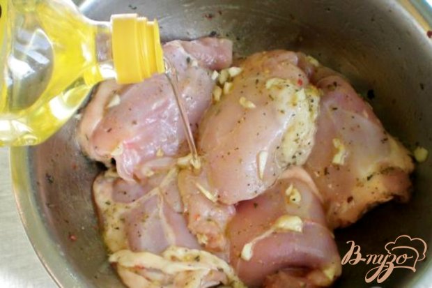 Слойки с курицей, луком и сыром Слойки с курицей, луком и сыром
