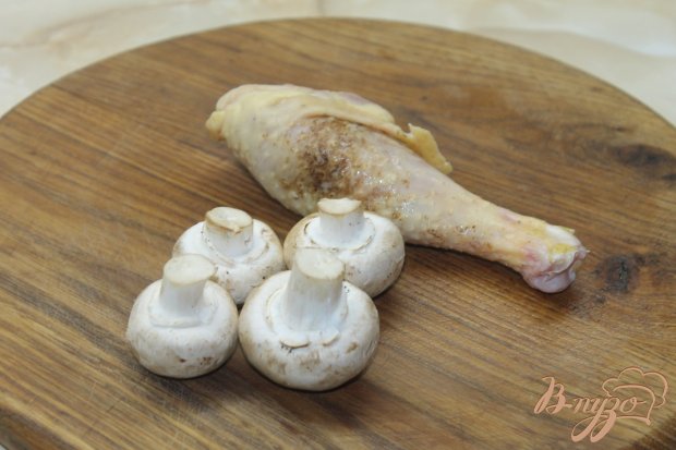 Рецепт Куриная ножка запеченная с грибами под соусом бешамель