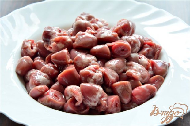 Куриные сердечки в грибном соусе Куриные сердечки в грибном соусе