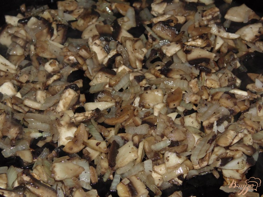 Слойки с шампиньонами и сыром Слойки с шампиньонами и сыром
