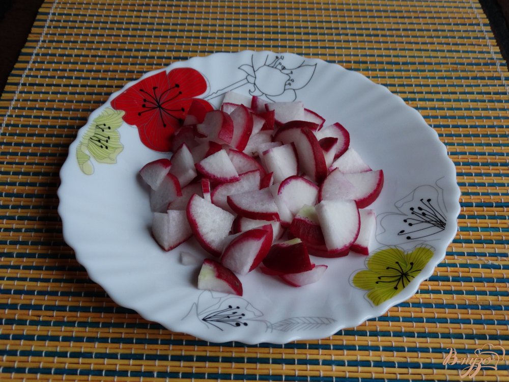 Салат Редма с хурмой и редисом Салат Редма с хурмой и редисом
