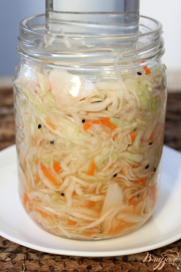 Капуста квашенная с морковкой и черным тмином Капуста квашенная с морковкой и черным тмином