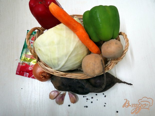 Борщ с куриным мясом и перцем Борщ с куриным мясом и перцем
