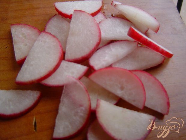 Рецепт Салат из редиса, огурцов и кукурузы