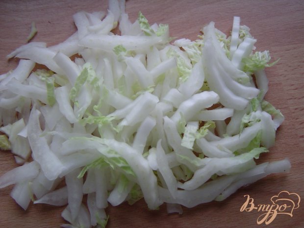 Рецепт Теплый салат из пекинской капусты и грибов в китайском стиле