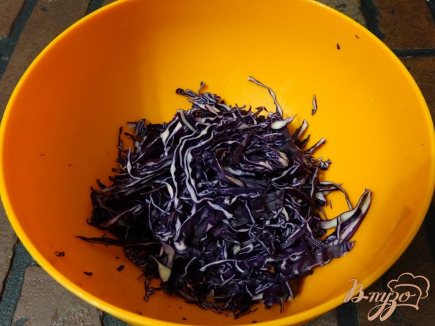 Рецепт Салат из краснокочанной капусты и редиса