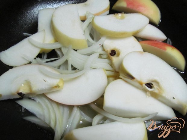 Куриные окорочка в яблоках Куриные окорочка в яблоках