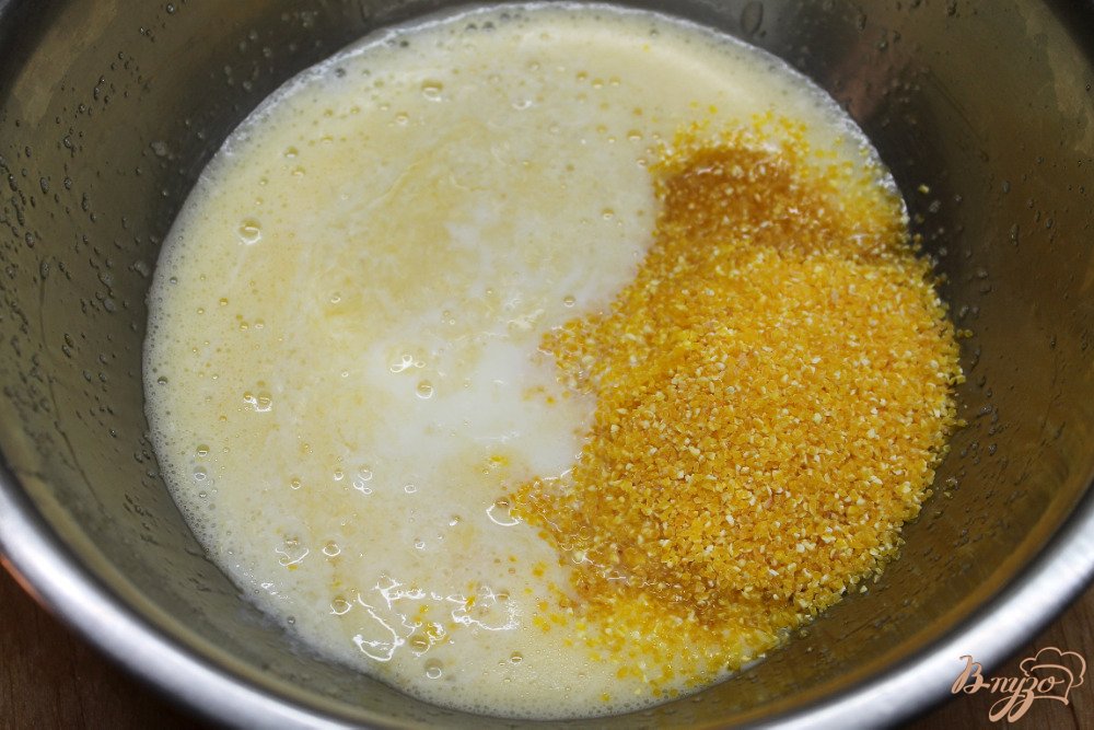 Творожная запеканка на кукурузной крупе, с яблоком, имбирем и корицей Творожная запеканка на кукурузной крупе, с яблоком, имбирем и корицей