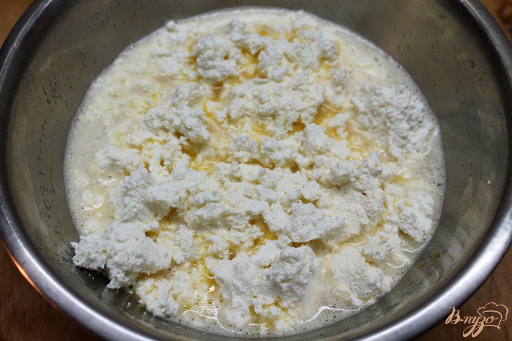 Творожная запеканка на кукурузной крупе, с яблоком, имбирем и корицей Творожная запеканка на кукурузной крупе, с яблоком, имбирем и корицей