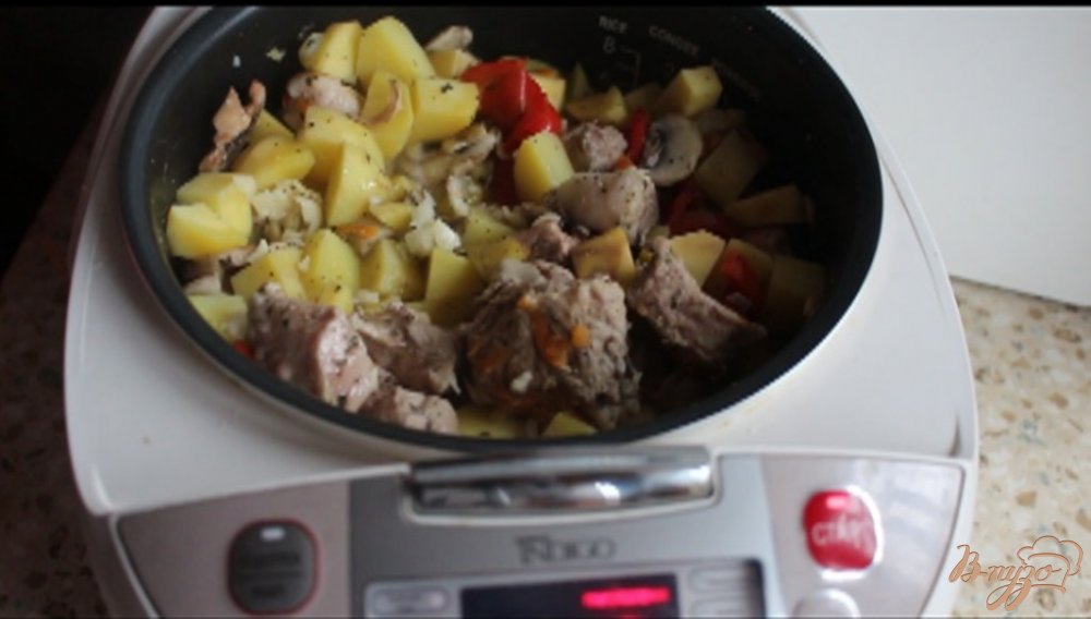 Мясо тушеное с овощами в мультиварке Мясо тушеное с овощами в мультиварке
