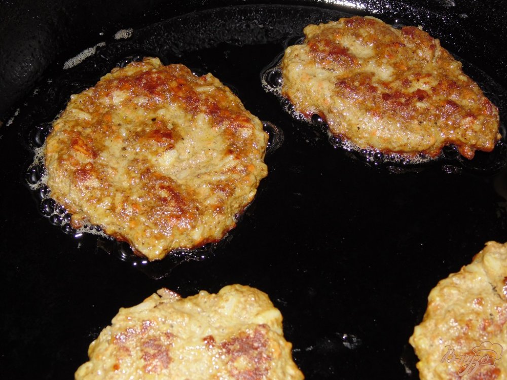 Печеночные котлеты с овощами и рисом Печеночные котлеты с овощами и рисом