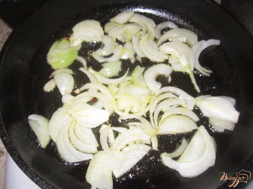 Куриная печень с яблоками и соевом соусе Куриная печень с яблоками и соевом соусе