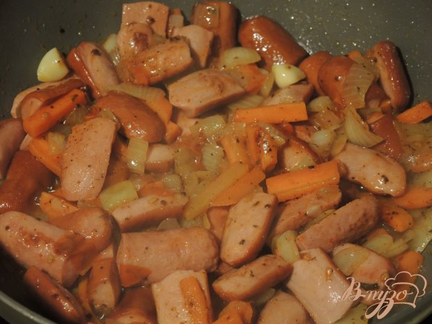 Греча с овощами и сосисками Греча с овощами и сосисками