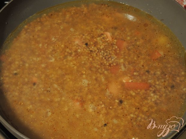 Греча с овощами и сосисками Греча с овощами и сосисками