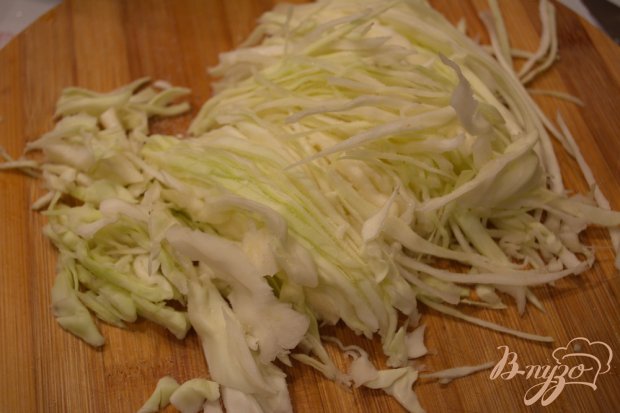 Простой салат с курицей и черносливом Простой салат с курицей и черносливом