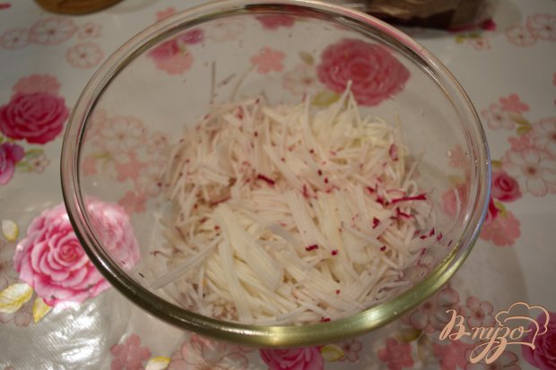 Итальянский салат с колбасой и сыром Итальянский салат с колбасой и сыром