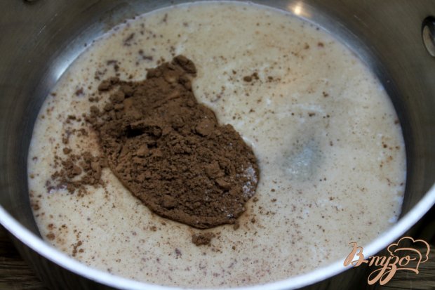 Творожный десерт с черносливом, орехами и шоколадной глазурью Творожный десерт с черносливом, орехами и шоколадной глазурью