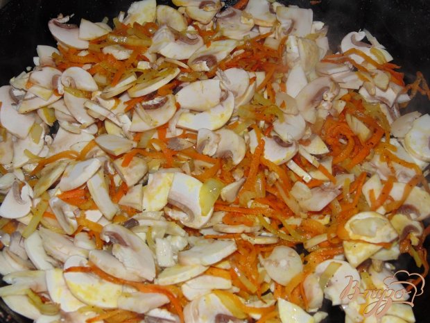 Фигурные макароны с шампиньонами Фигурные макароны с шампиньонами