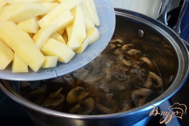 Борщ с олениной и грибами Борщ с олениной и грибами
