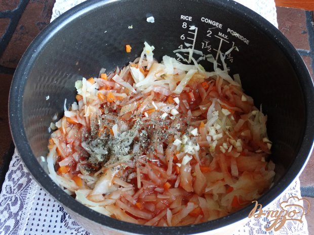 Фунчоза с тушеной капустой Фунчоза с тушеной капустой