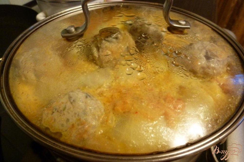 Голубцы с фаршем, шампиньонами и бурым рисом Голубцы с фаршем, шампиньонами и бурым рисом