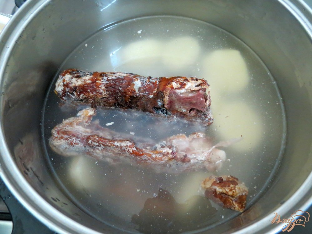Суп пюре гороховый с копчёностями и сосисками Суп пюре гороховый с копчёностями и сосисками