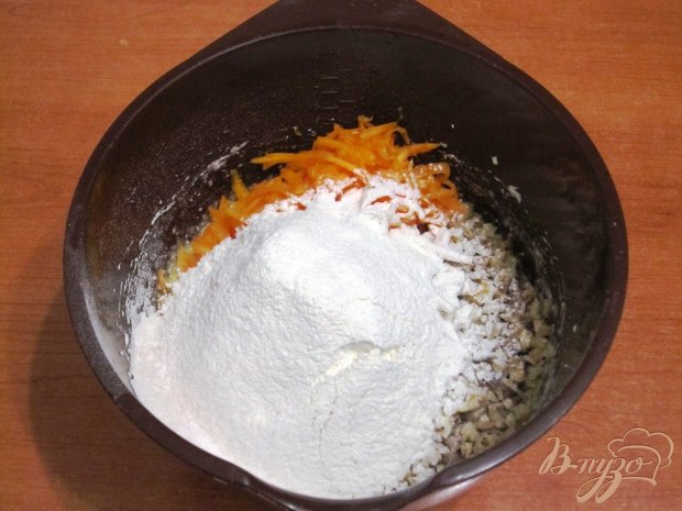 Кекс с тыквой и орехами Кекс с тыквой и орехами
