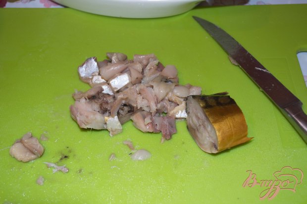 Салат из копченой скумбрии и бочкового огурца Салат из копченой скумбрии и бочкового огурца