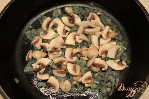 Закусочные блины с фасолью и шампиньонами Закусочные блины с фасолью и шампиньонами