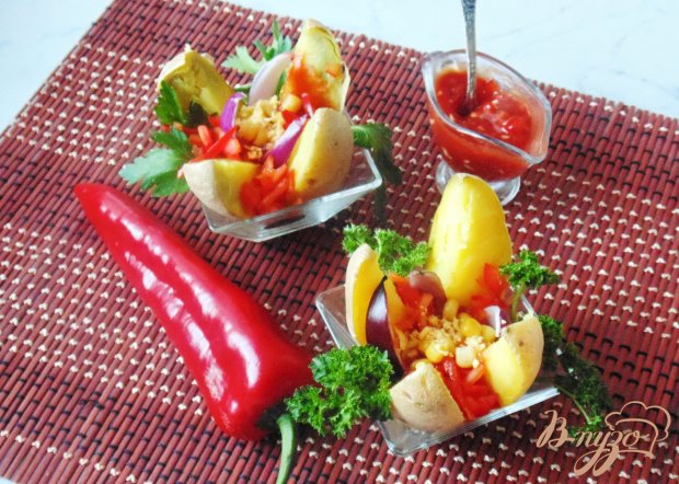 Запечёный картофель с соусом Запечёный картофель с соусом