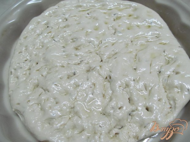 Фокачча с розмарином и красным луком Фокачча с розмарином и красным луком