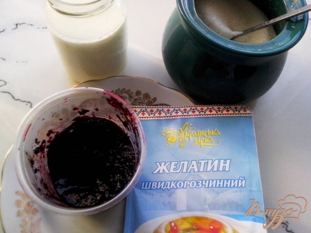 Желе чернично-йогуртовое Желе чернично-йогуртовое