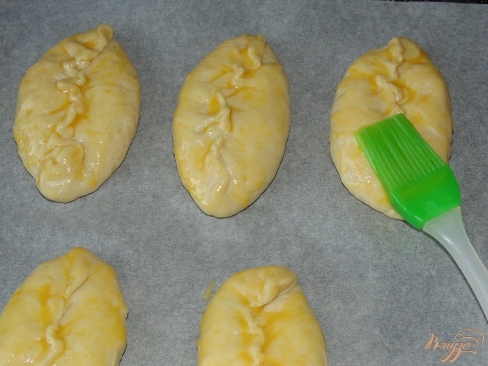 Духовые пирожки с начинкой из индюшиного мяса Духовые пирожки с начинкой из индюшиного мяса