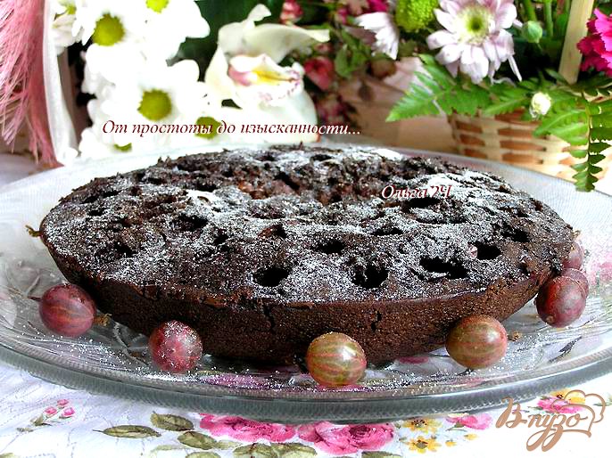 Шоколадный манник с крыжовником и вишней (в мульти) Шоколадный манник с крыжовником и вишней (в мульти)