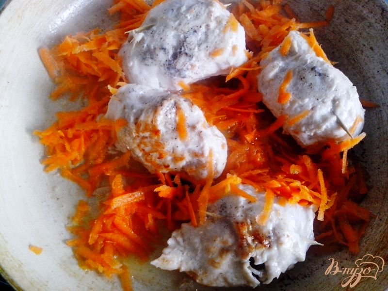 Рулетики куриные с черносливом и яблоком Рулетики куриные с черносливом и яблоком