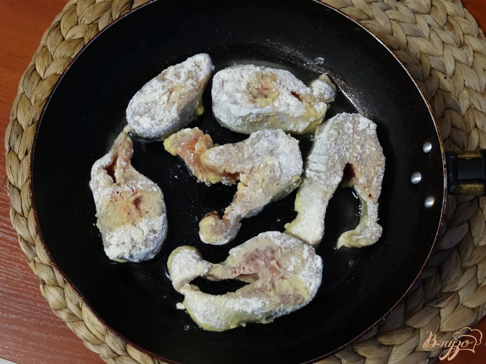 Горбуша в панировке из кукурузной муки Горбуша в панировке из кукурузной муки