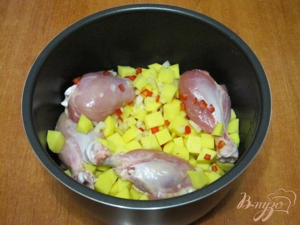 Суп с курицей и клецками в мультиварке Суп с курицей и клецками в мультиварке