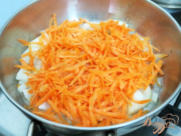 Куриный суп с горошком и домащней лапшой с горошком Куриный суп с горошком и домащней лапшой с горошком