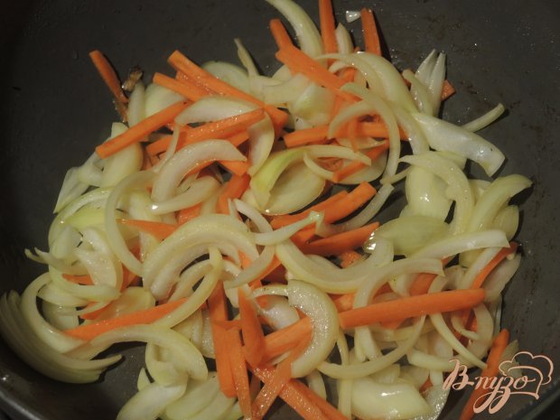 Гречневая лапша (соба) с курицей и овощами Гречневая лапша (соба) с курицей и овощами