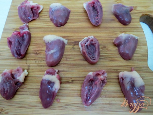 Куриные сердечки с шампиньонами Куриные сердечки с шампиньонами