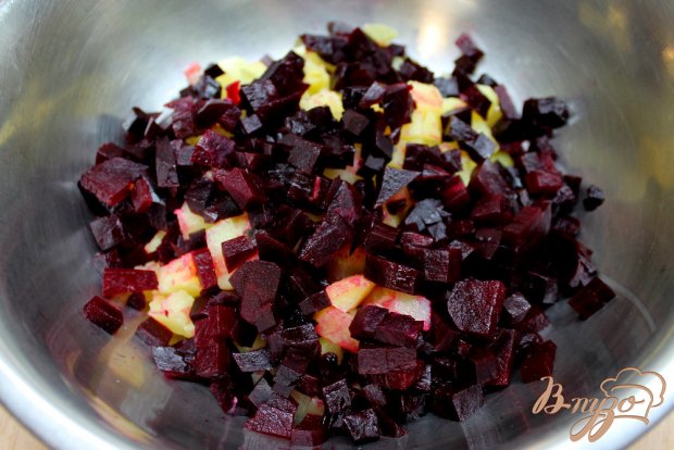 Винегрет с черносливом и яблоком Винегрет с черносливом и яблоком