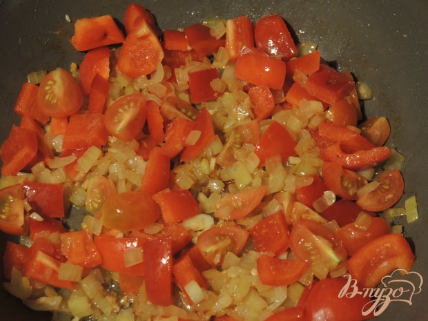 Паэлья с курицей и морепродуктами Паэлья с курицей и морепродуктами